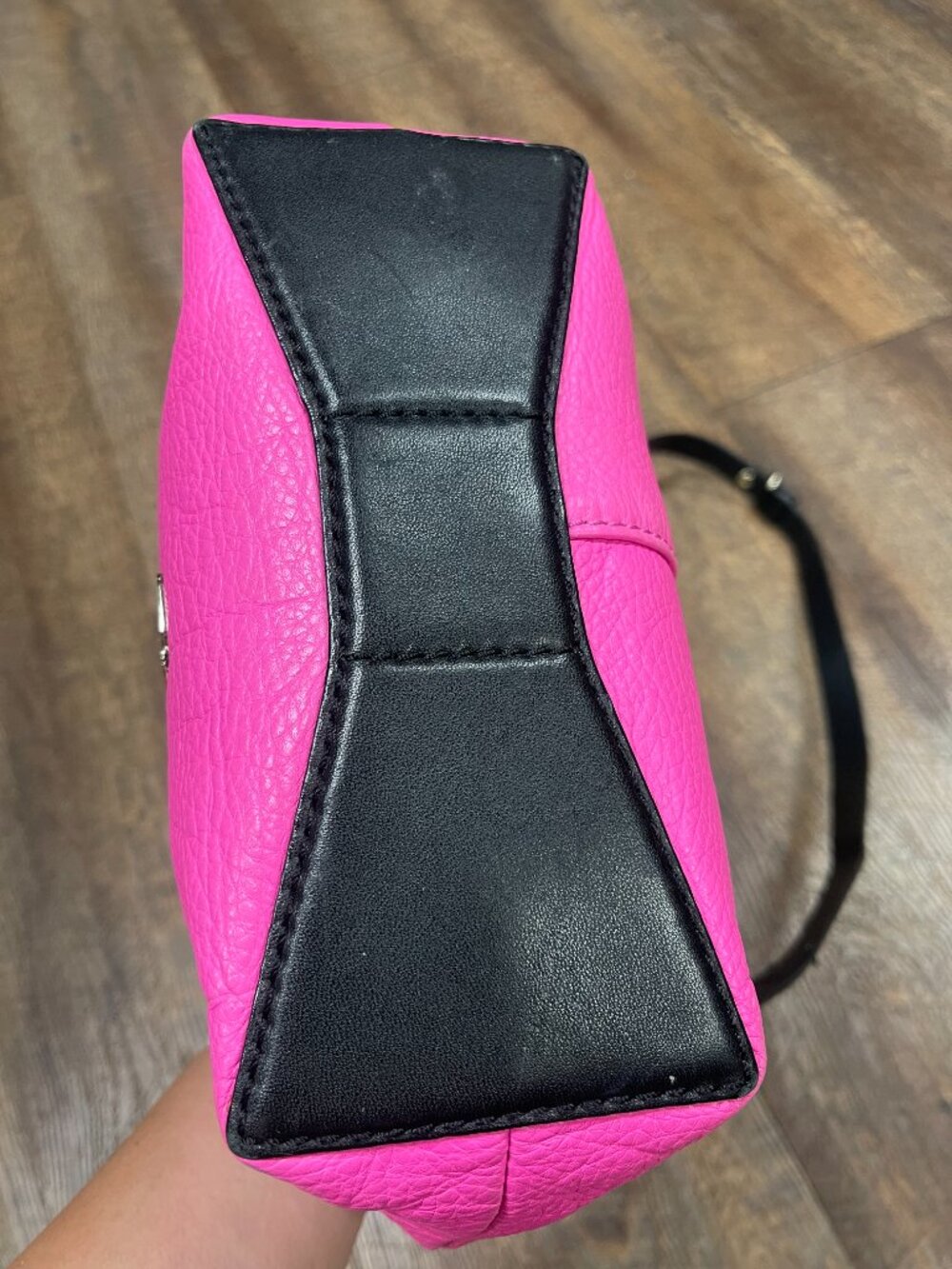 Kate Spade Leroy Street Vivienne Barbiecore Pink Leather Crossbody - Picture 6 of 11